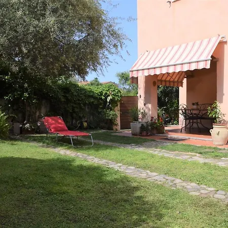 Holiday home Casa Con Giardino Privato *